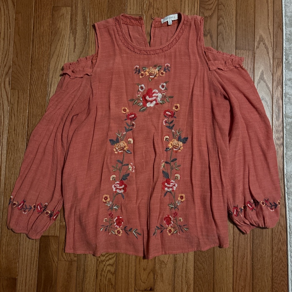 Umgee Floral Embroidered Cold Shoulder Blouse in Coral